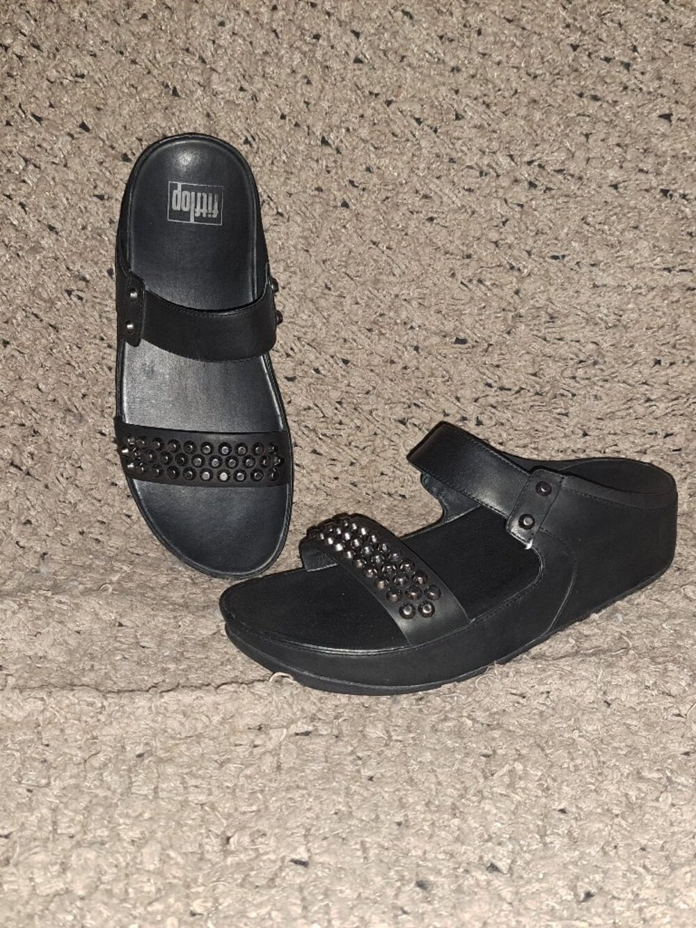FITFLOP-Amsterdam-Black Studded Leather Slide Sandals-Sz 39/8-Near Mint